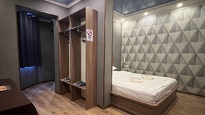 Comfort Double Room, 1 King Bed, Private Bathroom | 1 bedroom, premium bedding, laptop workspace, blackout drapes - Hotel Salut (Bishkek)