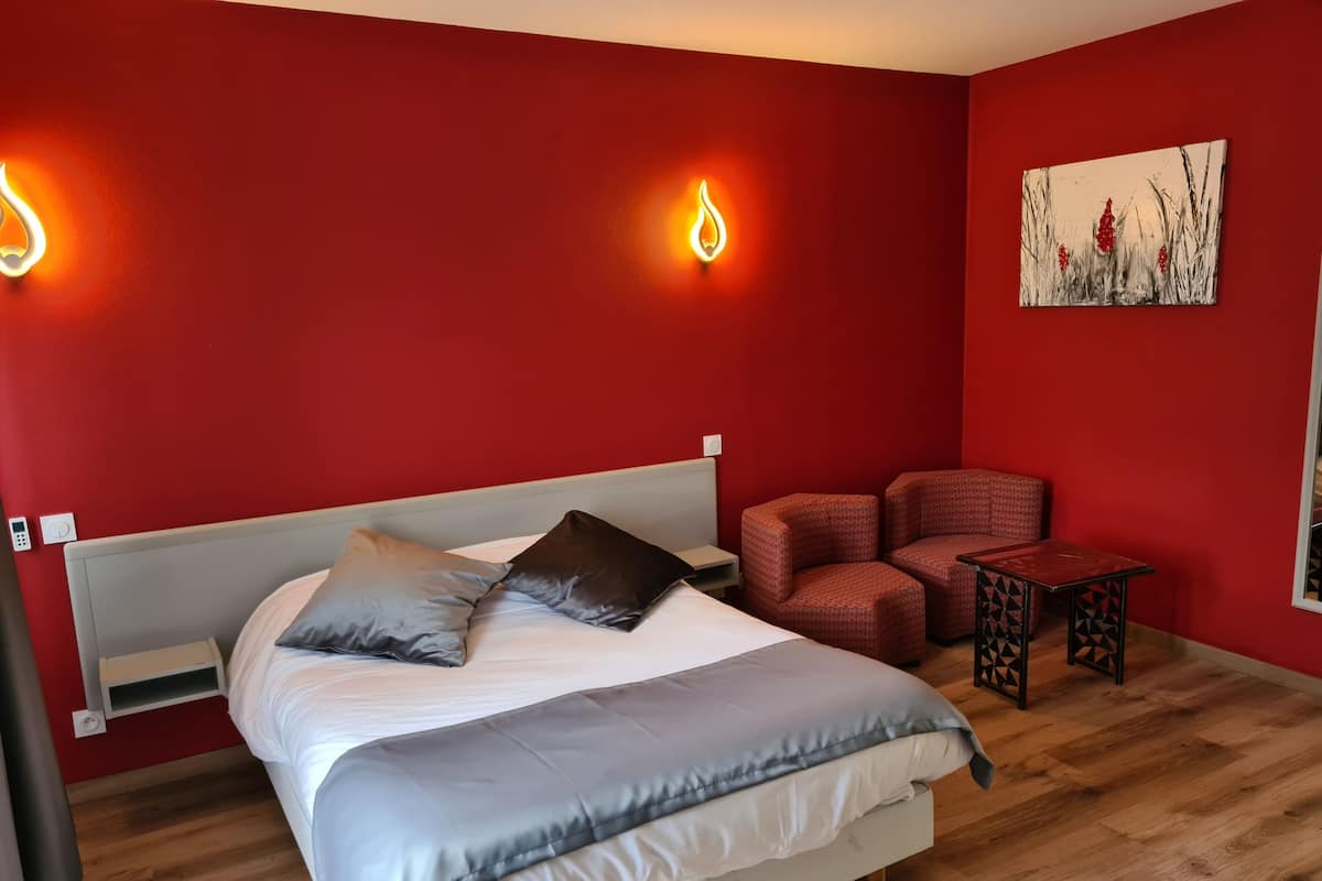 Standard Quadruple Room, Ensuite | Miscellaneous