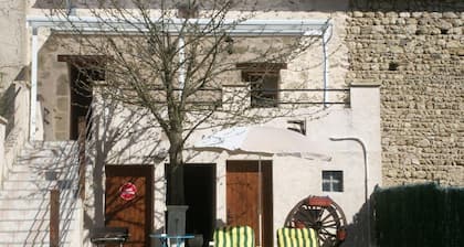 GĂźte Climatise PrĂšs de la Sioule avec Jardin Privatif, Terrasse et Tout Confort