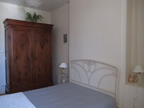 3 dormitorios, wifi gratis, ropa de cama