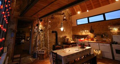 Charmantes renoviertes Bauernhaus - Haustiere willkommen - Nähe Commentry