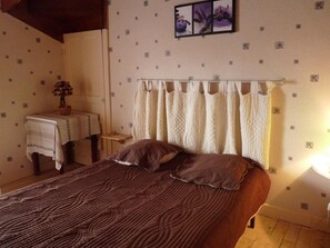 3 bedrooms, free internet