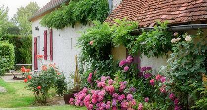 Maison rénovée à Franchesse avec grand jardin et animaux admis