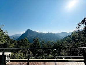 Fer et planche à repasser, Wi-Fi gratuit, draps fournis