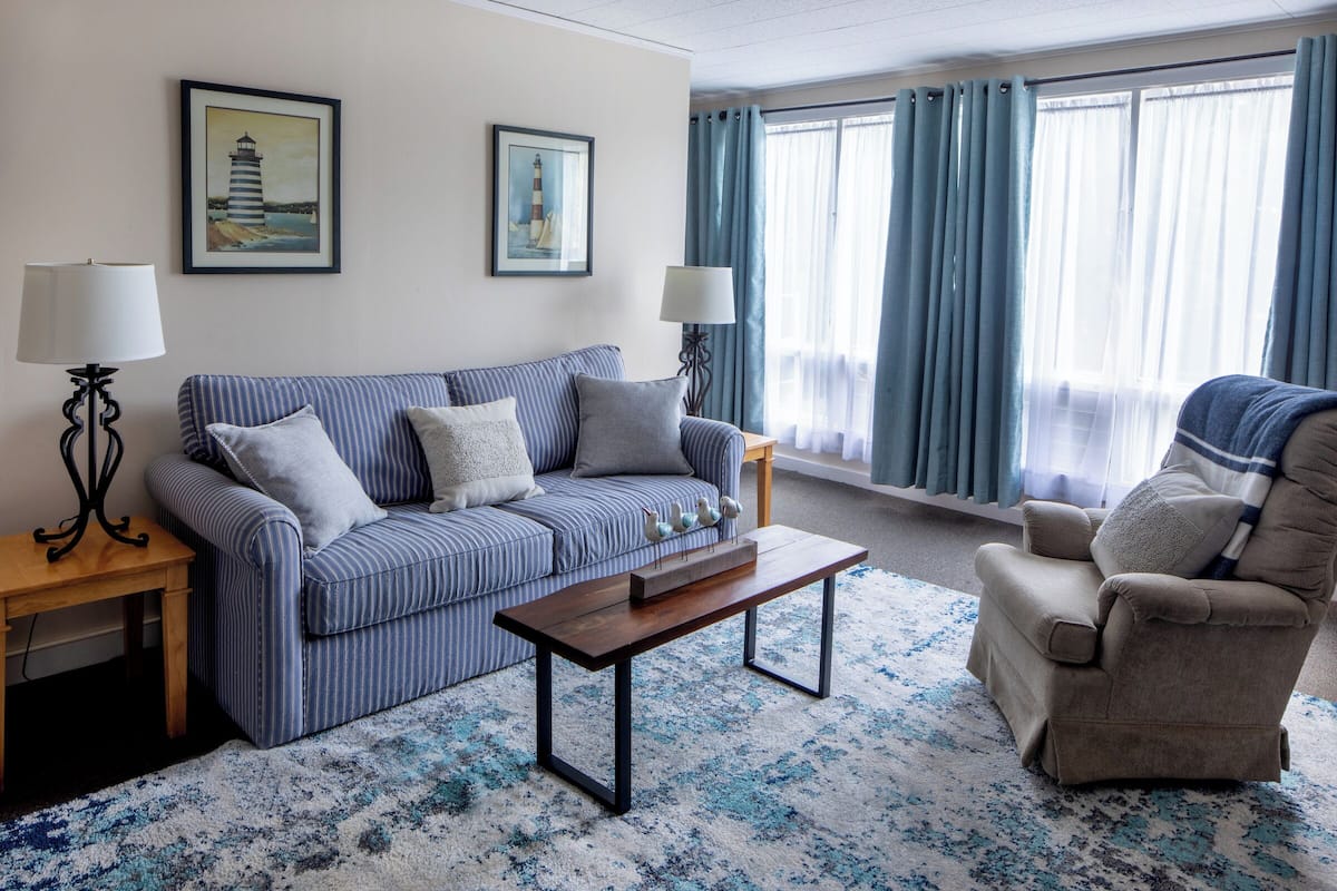 Suite, Mehrere Betten | Wohnbereich