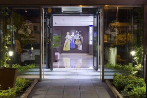 Exterior detail - roi soleil prestige (Saint-Avold)