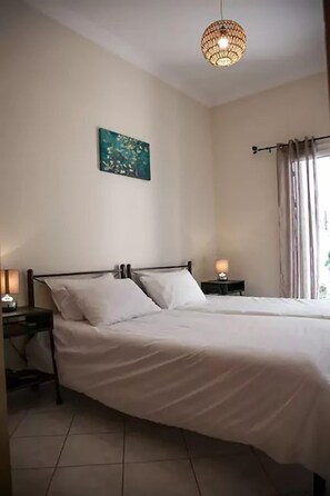 Apartment, 2 Bedrooms | 2 bedrooms, iron/ironing board, free WiFi, bed sheets