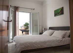 Apartment, 2 Bedrooms | 2 bedrooms, iron/ironing board, free WiFi, bed sheets
