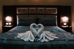 Deluxe Double Room, 1 Katil Raja (King) | Seterika/papan seterika, Wi-fi percuma