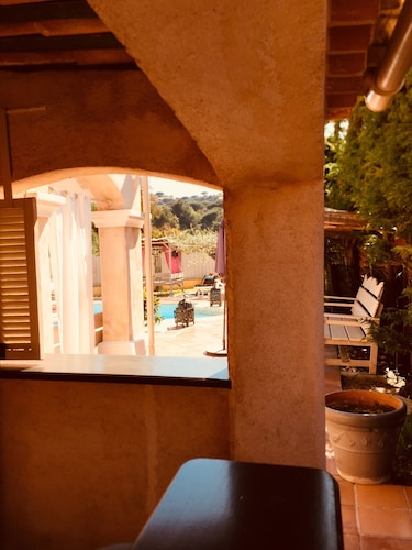SAINTE-MAXIME BEAUTIFUL VILLA WITH SWIMMING POOL FROM 2 TO 10 PERSONS VAR FRANCE