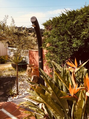 Property grounds - SAINTE-MAXIME BEAUTIFUL VILLA WITH SWIMMING POOL FROM 2 TO 10 PERSONS VAR FRANCE (Sainte-Maxime)