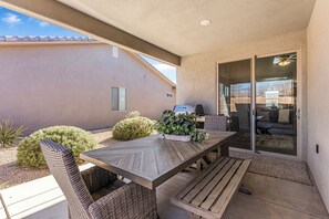 Outdoor dining