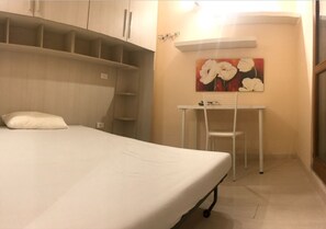 3 Schlafzimmer, Schreibtisch, kostenloses WLAN, Bettwäsche