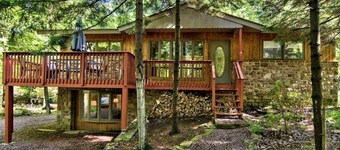 Sunny and bright split rock cottage