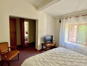 3 camere, ferro/asse da stiro, culla da viaggio, Wi-Fi gratuito