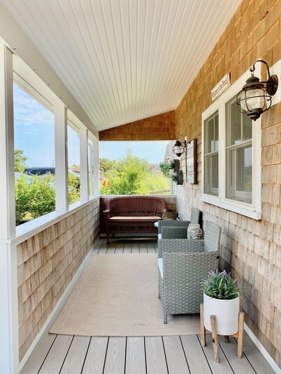 Airy & Bright home: Cozy retreat for all seasons in provincetown
