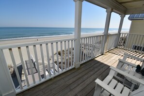 Property grounds - Southern Comfort - Oceanfront in Garden City Beach (Garden City)