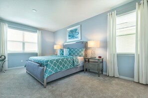 4 habitaciones, tabla de planchar con plancha, internet y ropa de cama 