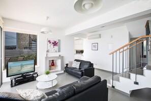 Fireplace, DVD player