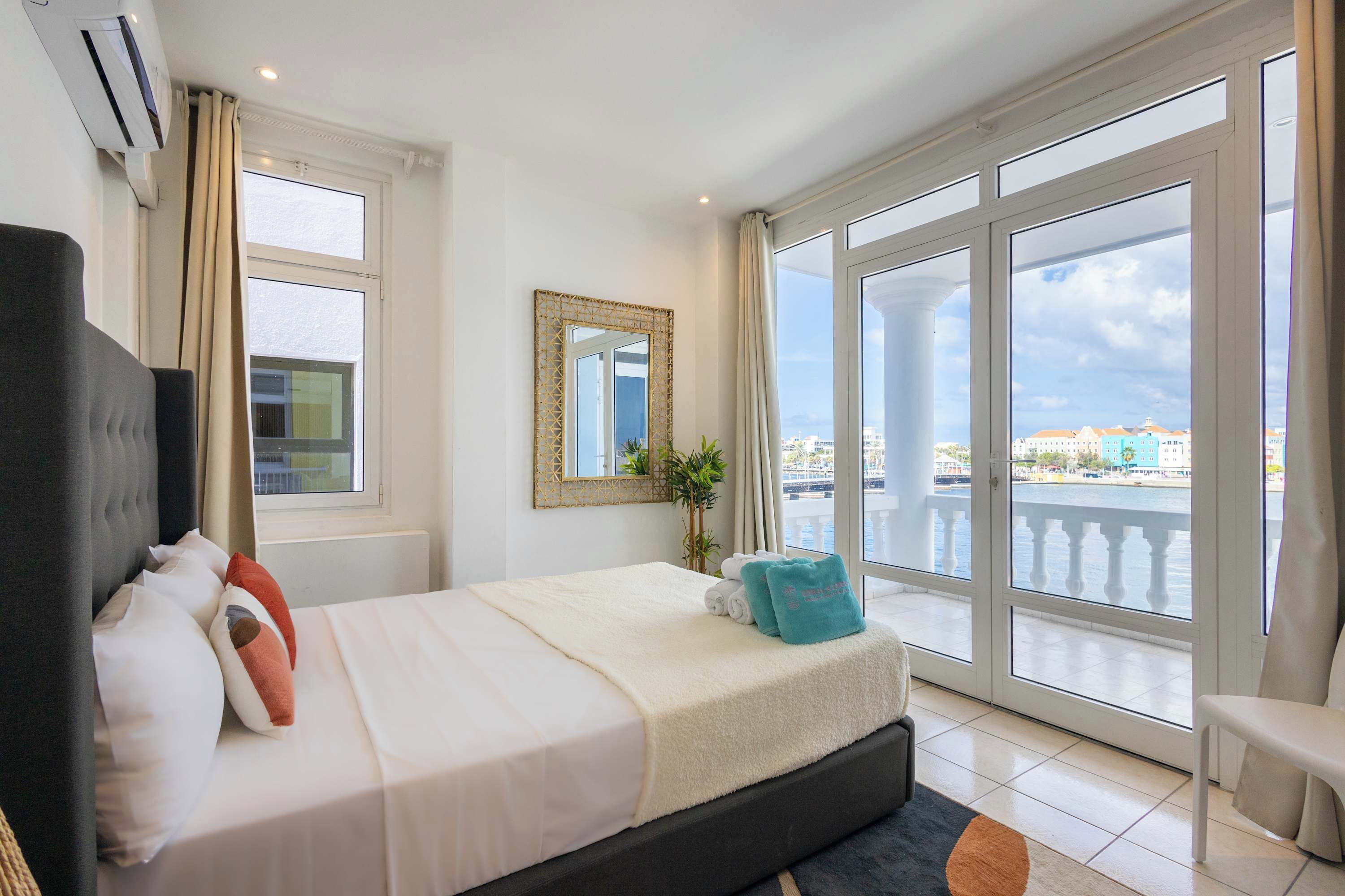 2 slaapkamers, een strijkplank/strijkijzer, wifi, beddengoed