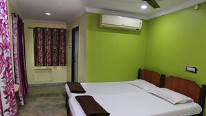 Habitación Deluxe doble, 2 camas individuales, vistas a la ciudad