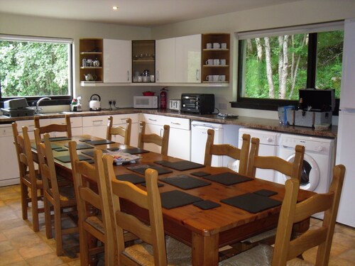 Comfortable property with ample space and views of the 5 sisters of Kintail