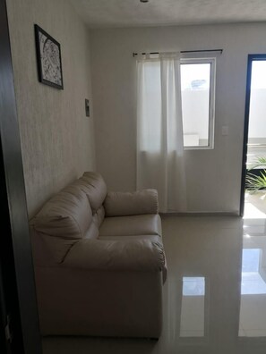 Flat-screen TV - Hotel Puerto Campeche (Ciudad del Carmen)