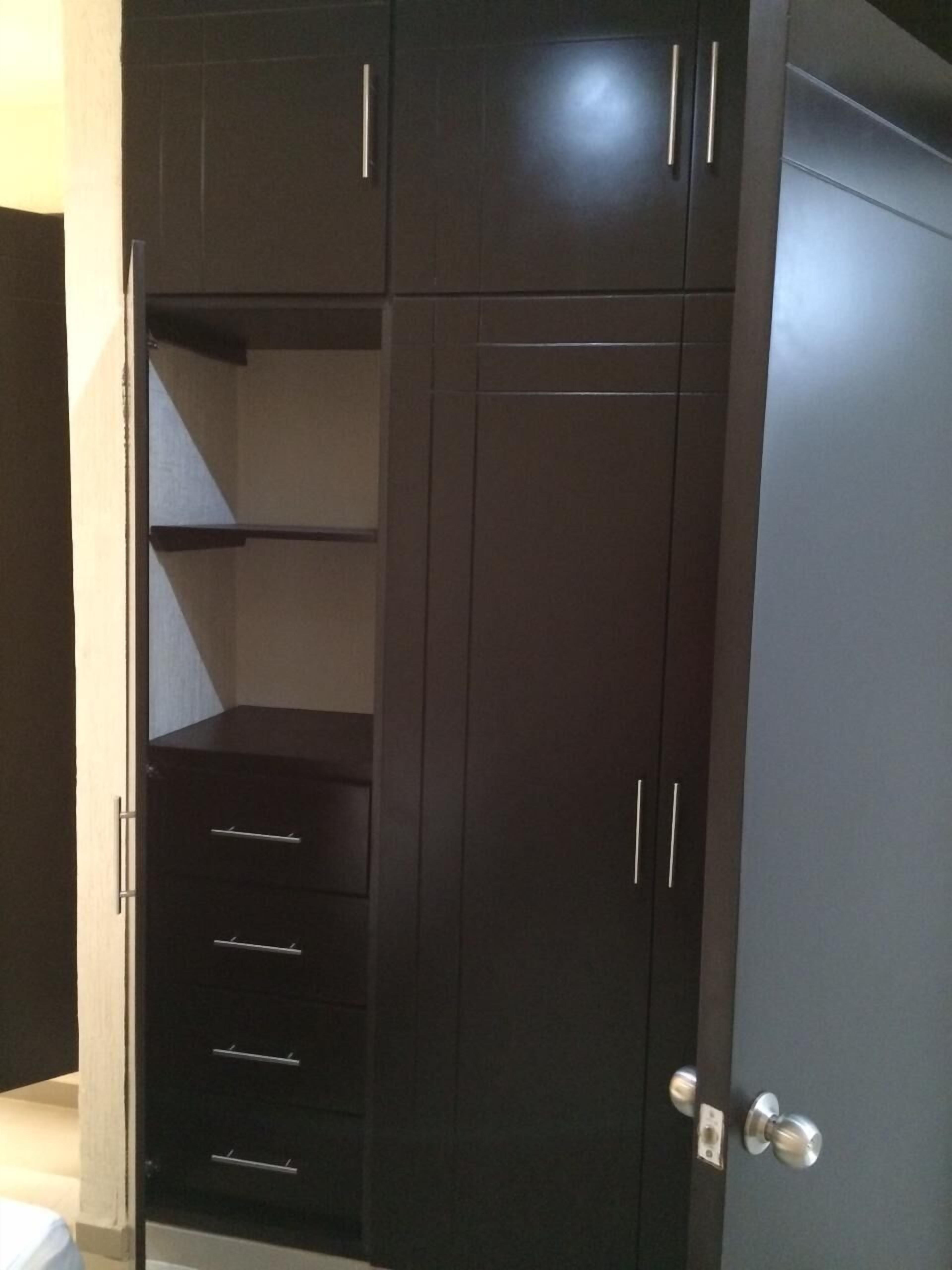 Apartment, 1 King Bed, Non Smoking | Individually decorated, individually furnished, blackout curtains