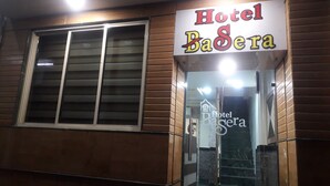 Property entrance - Hotel Basera (Ahmedabad)