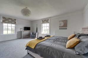 6 Schlafzimmer, Bügeleisen/Bügelbrett, kostenloses WLAN, Bettwäsche