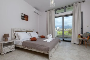 1 chambre, fer et planche à repasser, Wi-Fi, literie fournie