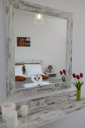 1 habitación, tabla de planchar con plancha, wifi y ropa de cama 