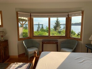Room - Ocean Front Property and Beach (Phippsburg)