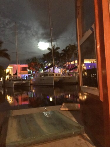 Houseboat vintage Las Olas