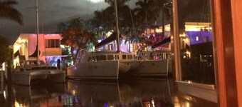 Houseboat vintage Las Olas