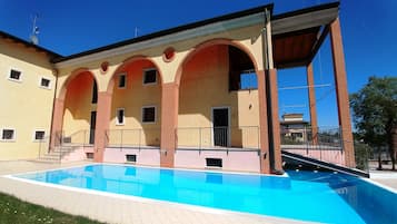 Alberca al aire libre