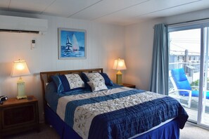 8 bedrooms, iron/ironing board, free WiFi
