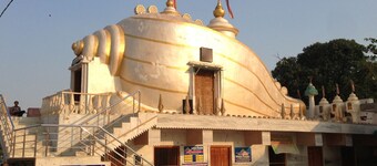Large Apartment at Taleti, Palitana surrounded by Jain Temples