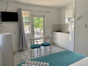 1 quarto, Wi-Fi de cortesia, roupa de cama