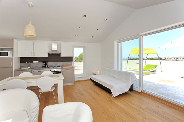 Interior - Two-Bedroom Bi-Level Penthouse Appartment Cuci (Bibinje)