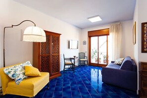 TV - Casa Carina in Sorrento center (Sorrento)