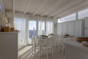 Dining - B&B white petra - Spacious Room - CIN IT075090B400063099 (Torre San Giovanni)