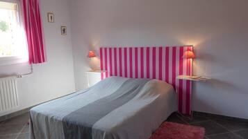 3 bedrooms, free WiFi, wheelchair access