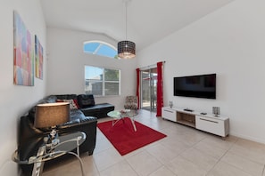 Townhome, 4 Bedrooms | Living area