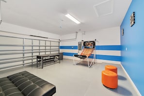 Townhome, 4 Bedrooms | Games room