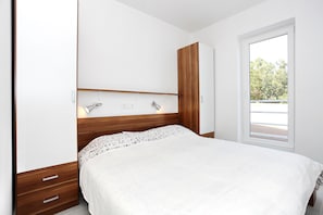 2 bedrooms, in-room safe, free WiFi, bed sheets - One bedroom Lux apartment Rea (Bibinje)