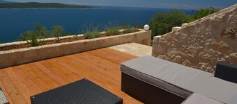 Nautilus-Bay Stonehouse - Luxurious stonehouse in old village Zavala, sleeps 7