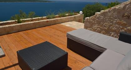 Ylellinen kivitalo Zavalan vanhassa kylässä (Hvar) 7 hengelle