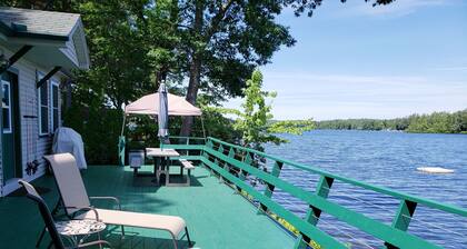 Waterfront Lake House Cottage Private Dock, Deck, Kayak, Boat, Swim, Fish, RELAX