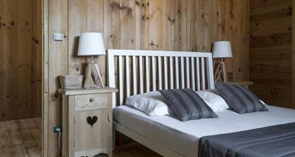 GĂźte chaleureux avec grand jardin Ă Jenzat